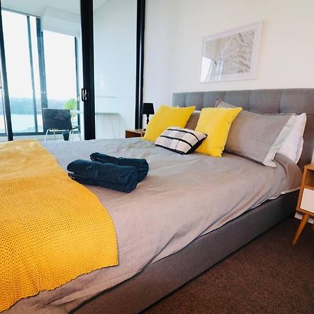 Lovely Waterview 1 Bedroom +Study+Free Parking Sydney Exterior photo