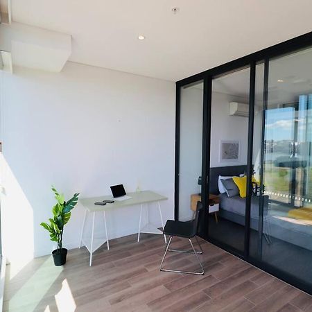 Lovely Waterview 1 Bedroom +Study+Free Parking Sydney Exterior photo